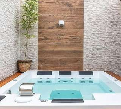 Underwater lighting and evening aquatic mood